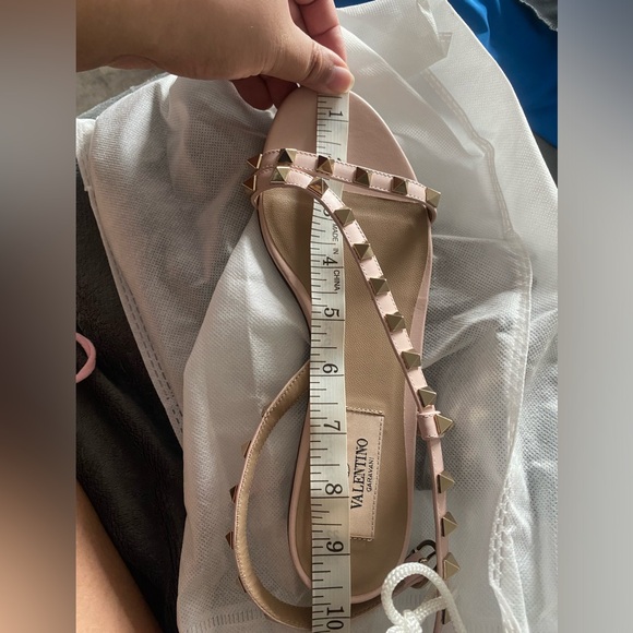 NWOB VALENTINO ROCKSTUD SANDALS - Picture 6 of 6